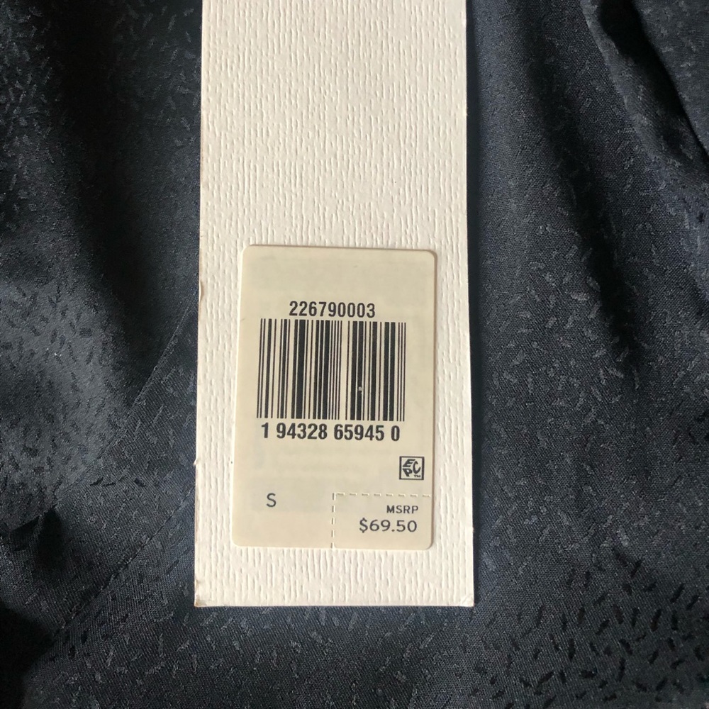 Levis black top - Picture 3 of 6